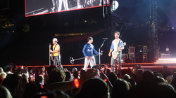 Jonas Brothers / Lawrence the Band on Sep 9, 2023 [052-small]