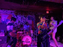 Pinkshift, Pinkshift / Jigsaw Youth on Nov 15, 2022 [727-small]