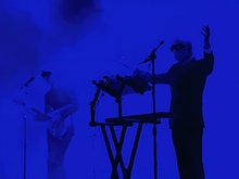 tags: Drab Majesty, Toronto, Ontario, Canada, Queen Elizabeth Theatre - Slowdive / Drab Majesty on Sep 23, 2023 [784-small]