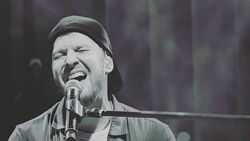 Gavin DeGraw on Sep 23, 2023 [012-small]