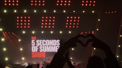 5 Seconds of Summer / Meet Me @ the Altar on Sep 14, 2023 [207-small]