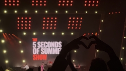 5 Seconds of Summer / Meet Me @ the Altar on Sep 14, 2023 [207-small]