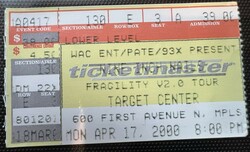 Nine Inch Nails / A Perfect Circle on Apr 17, 2000 [142-small]