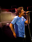 Louis Tomlinson / Giant Rooks / Andrew Cushin on Jul 22, 2023 [301-small]