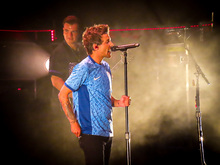 Louis Tomlinson / Giant Rooks / Andrew Cushin on Jul 22, 2023 [306-small]