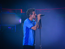 Louis Tomlinson / Giant Rooks / Andrew Cushin on Jul 22, 2023 [320-small]