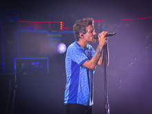 Louis Tomlinson / Giant Rooks / Andrew Cushin on Jul 22, 2023 [321-small]