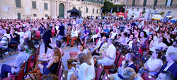 RUSSELL CROWE -Valletta, Malta Concert - June 2023 on Jun 17, 2023 [934-small]