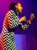 Yello / Fifi Rong on Nov 29, 2017 [526-small]