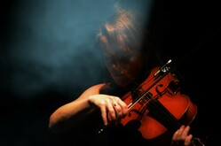 Zola Jesus / Devon Welsh on Nov 25, 2017 [539-small]