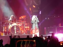 The Pretty Reckless on Nov 5, 2022 [121-small]