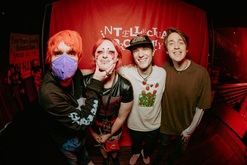 Waterparks / Hunny / Elliot Lee on May 30, 2023 [941-small]