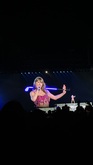 Taylor Swift / girl in red / Owenn on Jun 2, 2023 [413-small]
