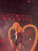 Sabrina Carpenter / spill tab / spill tab on Mar 24, 2023 [580-small]