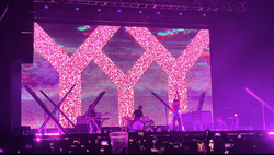 Yeah Yeah Yeahs / The Linda Lindas on Oct 3, 2023 [791-small]
