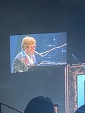 Elton John on Mar 27, 2022 [274-small]
