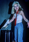 Blondie on Sep 28, 1977 [306-small]