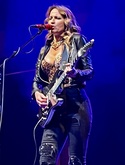 Ana Popovic on Oct 5, 2023 [725-small]