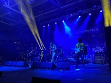 tags: The Strokes - The Strokes / Bernie Sanders / Sunflower Bean on Feb 10, 2020 [130-small]