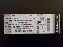 Foo Fighters / Social Distortion / The Joy Formidable on Nov 7, 2011 [640-small]