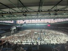 Red Hot Chili Peppers / Post Malone / Angus Stone on Feb 9, 2023 [694-small]