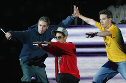 12th Annual KROQ Weenie Roast on Jun 12, 2004 [223-small]