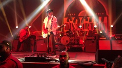 tags: Social Distortion, Coca-Cola Roxy, The Battery Atlanta - Social Distortion / Flogging Molly / The Devil Makes Three / Le Butcherettes on Aug 17, 2019 [760-small]