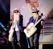 tags: ZZ Top, Alpharetta, Georgia, United States, Ameris Bank Amphitheatre - ZZ Top / Cheap Trick on Oct 13, 2019 [345-small]