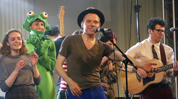 Belle and Sebastian / Lower Dens on May 8, 2015 [637-small]