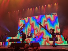 tags: The Strokes - The Strokes / Mac DeMarco / Hinds on Apr 6, 2022 [872-small]