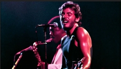 Bruce Springsteen on Jul 18, 1974 [176-small]
