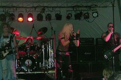 Twisted Sister on Sep 5, 2004 [739-small]