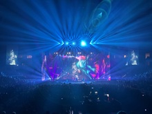 Avenged Sevenfold / Falling In Reverse / Kim Dracula on Oct 15, 2023 [758-small]