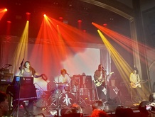 The Black Angels / The Dandy Warhols / Queen Kwong on Oct 17, 2023 [341-small]