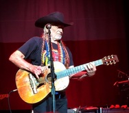 Willie Nelson on Nov 20, 2014 [405-small]