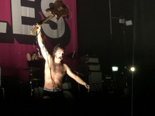 Heavy Lungs / IDLES on Oct 18, 2018 [471-small]