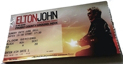 Elton John on Jun 26, 2011 [921-small]