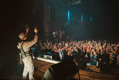 Flosstradamus on Sep 4, 2021 [832-small]