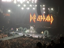 tags: Def Leppard - Def Leppard / Whitesnake / Black Star Riders on Dec 18, 2015 [947-small]