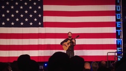 Dave Matthews on Oct 10, 2016 [040-small]