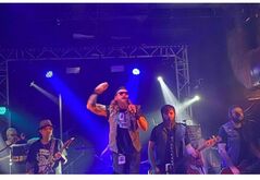 Phil Campbell and the Bastard Sons / Florence Black on Nov 18, 2021 [307-small]