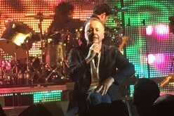 Simple Minds on Oct 11, 2018 [064-small]