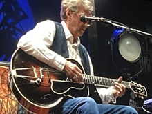 Eric Clapton / Paul Carrack / Jimmie Vaughan on Sep 8, 2022 [871-small]