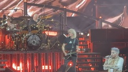 Queen + Adam Lambert / Queen + Adam Lambert on Oct 27, 2023 [632-small]