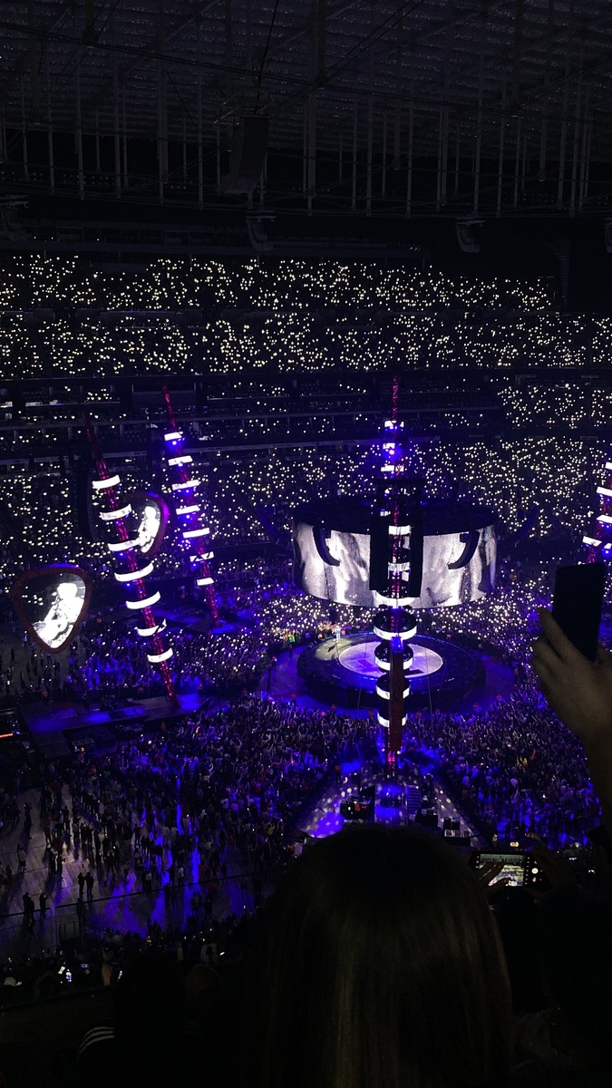 Russ Concert & Tour History (Updated for 2024) Concert Archives