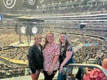 Garth Brooks / Trisha Yearwood / Matt Rossi on Jul 30, 2022 [194-small]