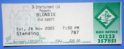 Blondie on Nov 26, 2005 [033-small]