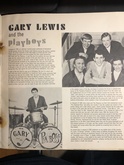Dick Clark Caravan of Stars / Paul Revere & The Raiders / The Knickerbockers on Nov 14, 1966 [651-small]