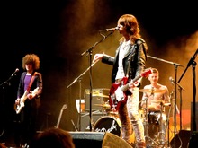 Kitty, Daisy & Lewis / The Dash on Feb 27, 2015 [954-small]