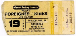Foreigner / The Kinks / Joan Jett & The Blackhearts / Huey Lewis and The News / Loverboy on Jun 19, 1982 [708-small]